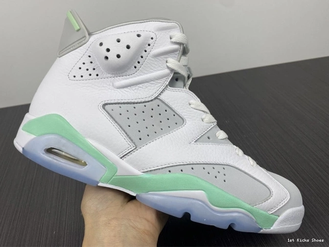 1st Kicks Jordan Mint Foam Air 6 DQ4914-103 WMNS 0724